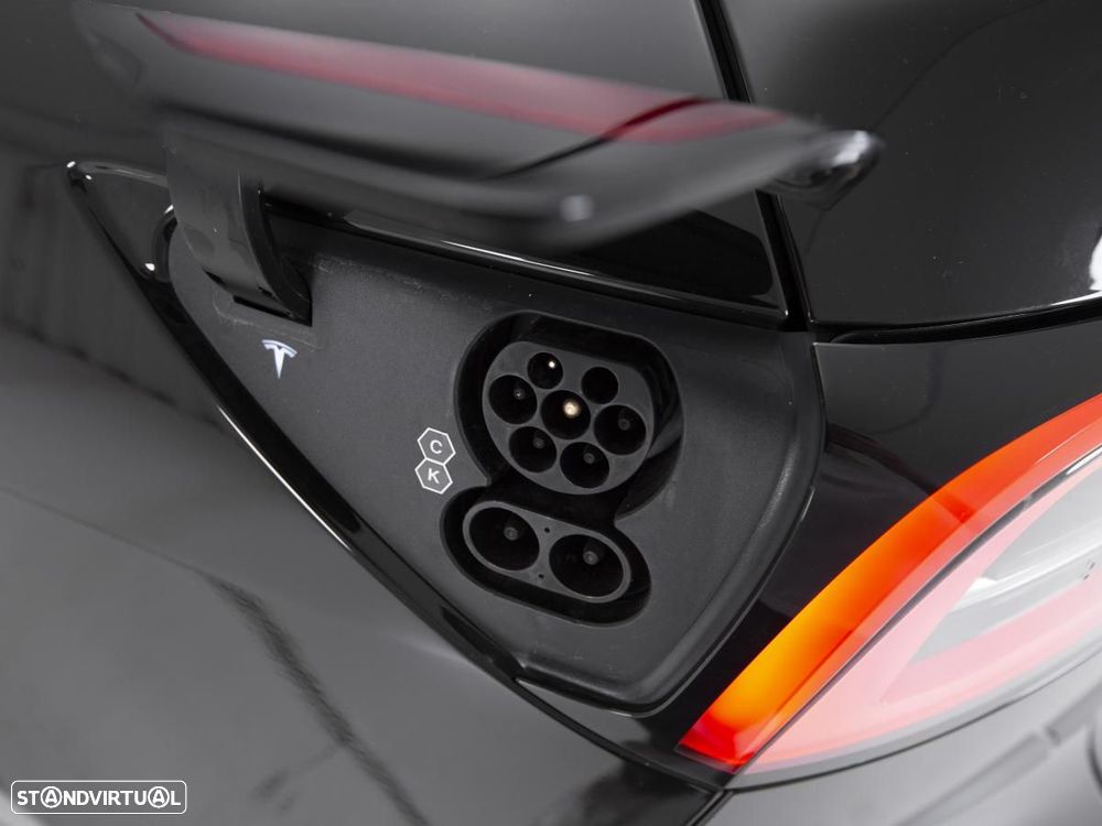 Tesla Model Y Standard - 16
