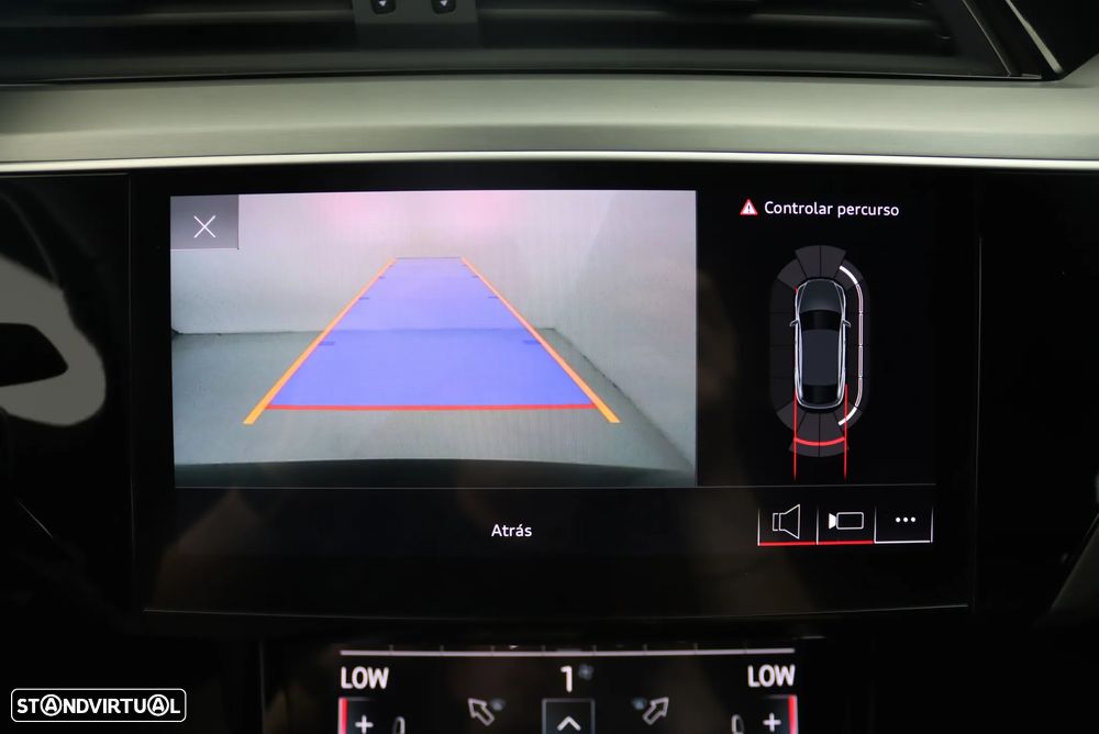 Audi e-tron 55 quattro S line - 33