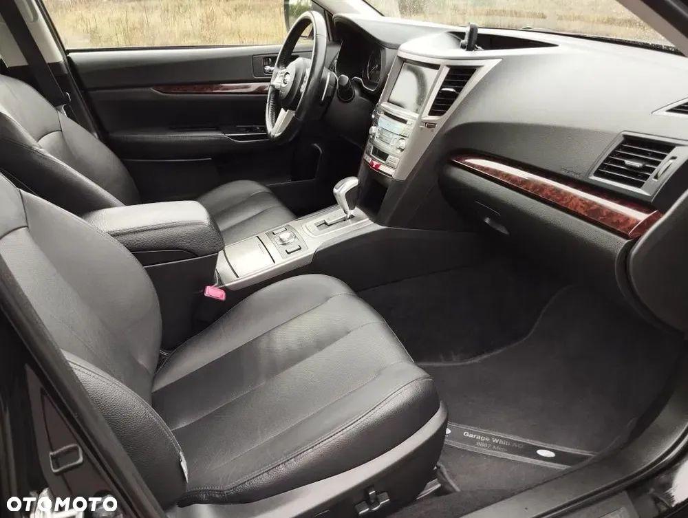 Subaru Outback 3.6 R Exclusive Navi MAC - 17