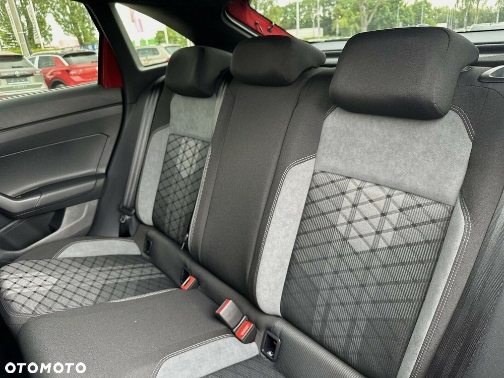 Volkswagen Taigo - 24