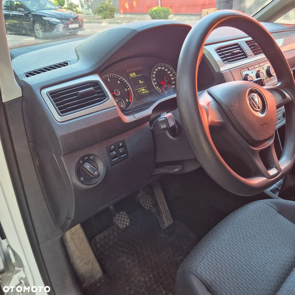 Volkswagen Caddy 2.0 TDI Comfortline - 31
