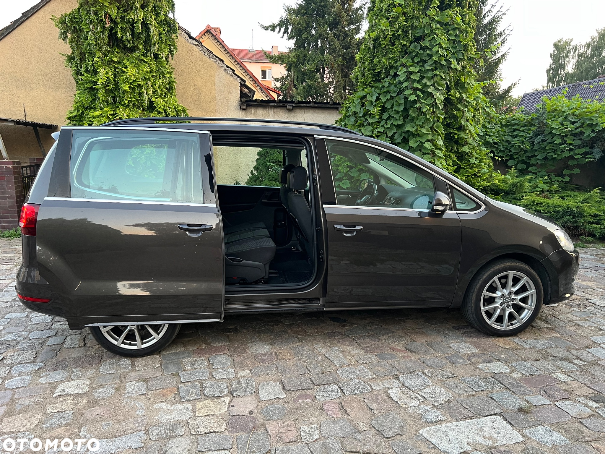 Volkswagen Sharan 2.0 TDI DSG (BlueMotion Technology) Comfortline - 10