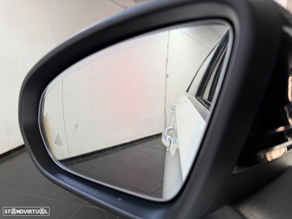 Mercedes-Benz A 180 d 7G-DCT AMG Line - 32