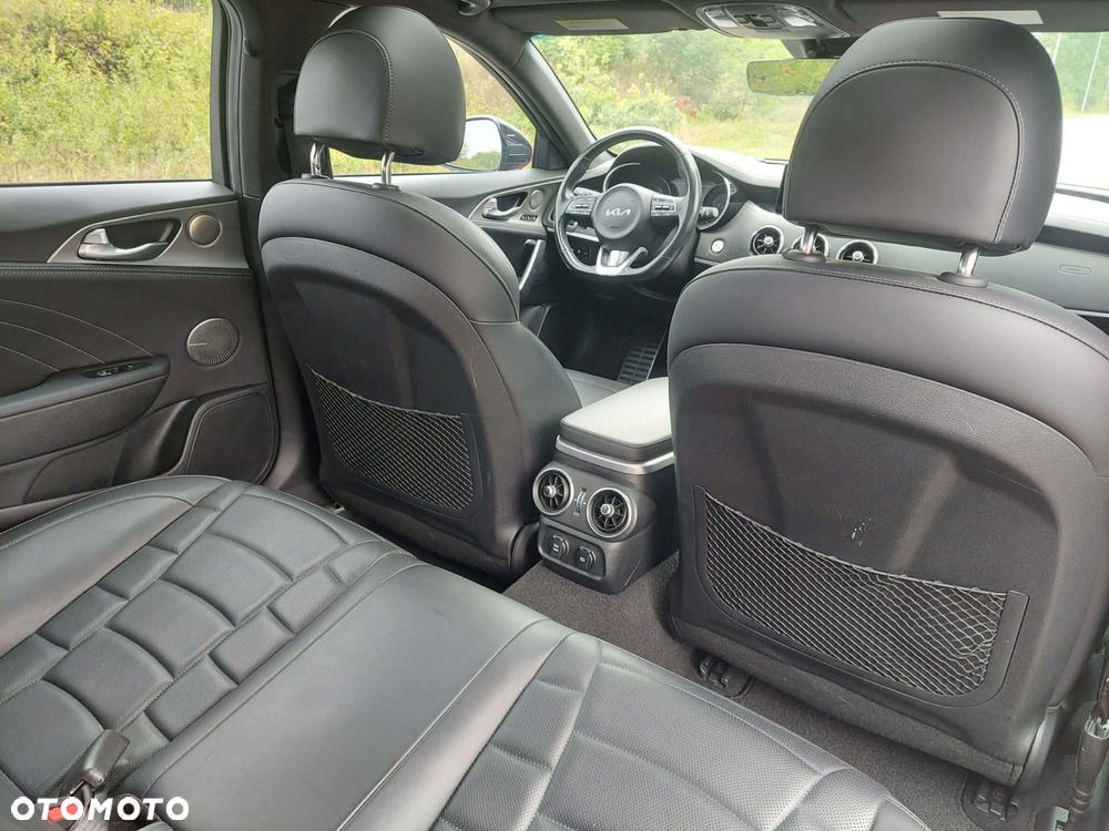 Kia Stinger 3.3 T-GDI V6 GT Prestige Line AWD - 18