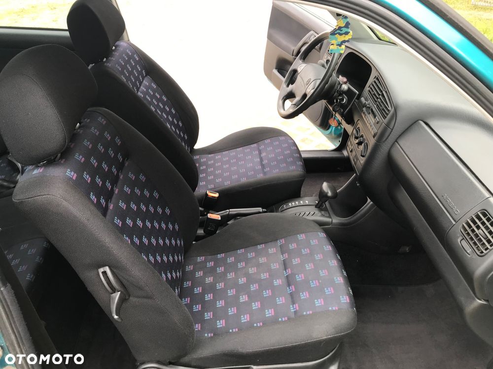 Volkswagen Golf - 9