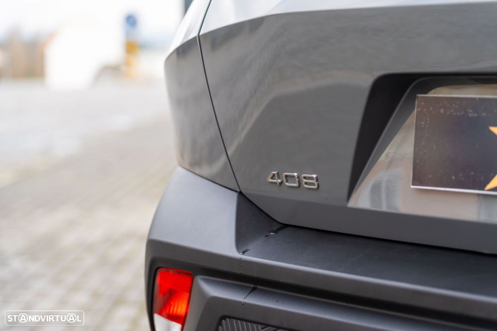 Peugeot 408 1.6 Hybrid GT e-EAT8 - 40