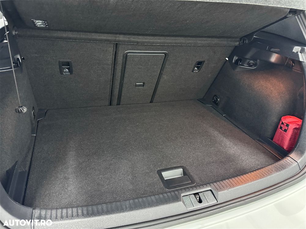 Volkswagen Golf GTD (BlueMotion Technology) DSG - 16