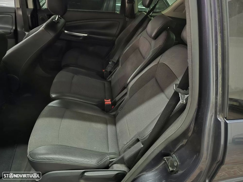 Ford S-Max 1.8 TDCi Titanium 7L - 10