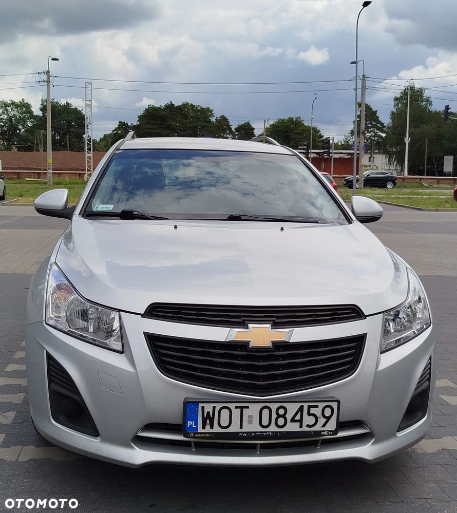 Chevrolet Cruze 1.6 LS - 4