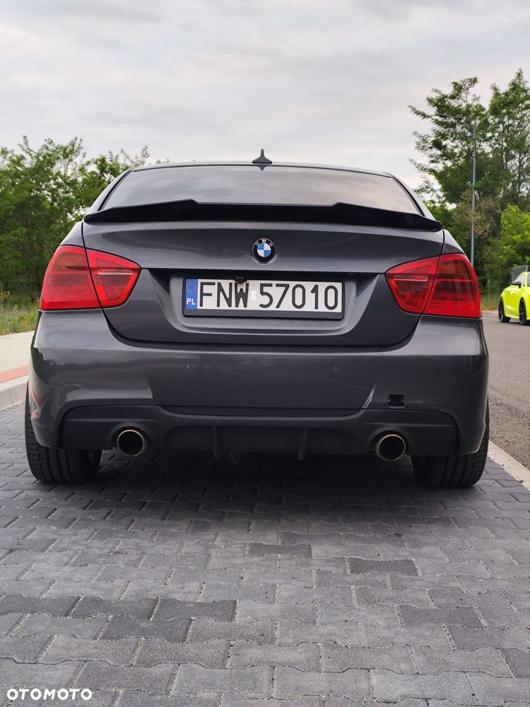 BMW Seria 3 325i - 5