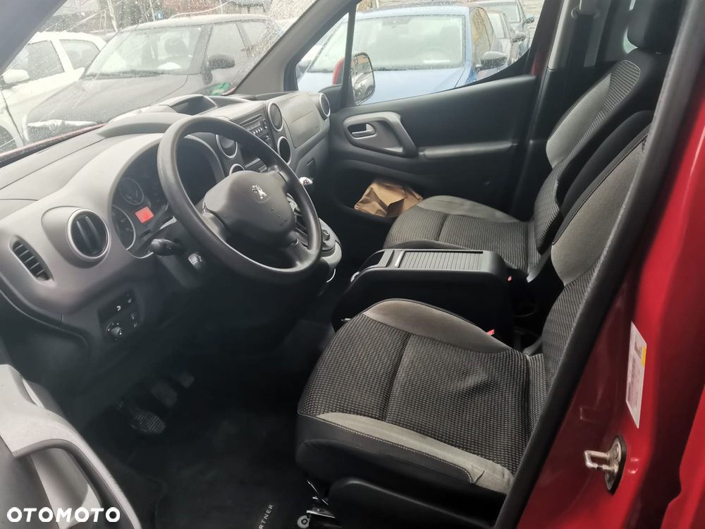 Peugeot Partner BlueHDi 120 Stop&Start Allure - 24