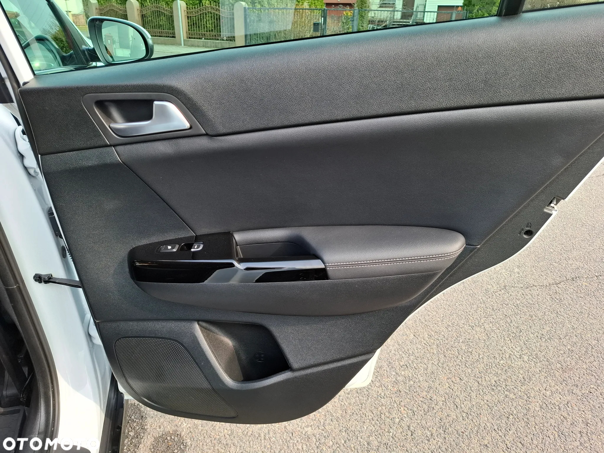 Kia Sportage 1.6 T-GDI Black Edition 2WD - 35