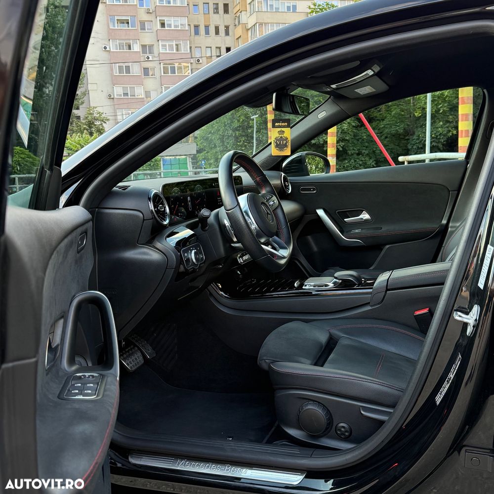 Mercedes-Benz A 180 Sedan 7G-DCT AMG Line - 14