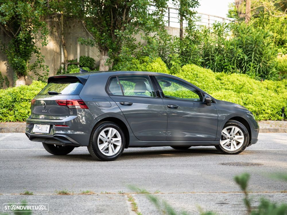 VW Golf 1.0 eTSI Life DSG - 8