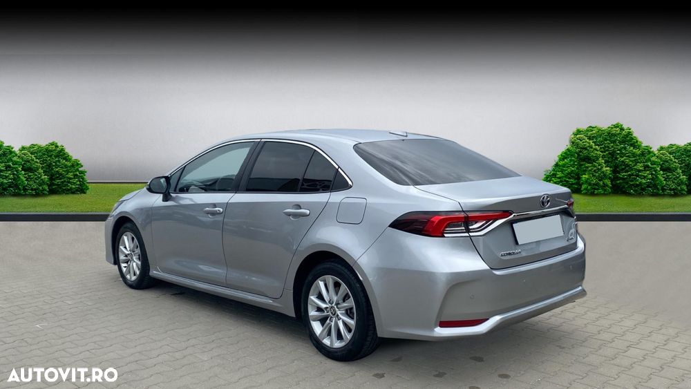 Toyota Corolla 1.8 HSD Dynamic - 2
