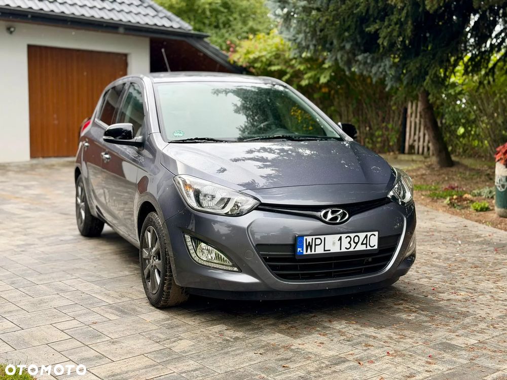 Hyundai i20 - 17