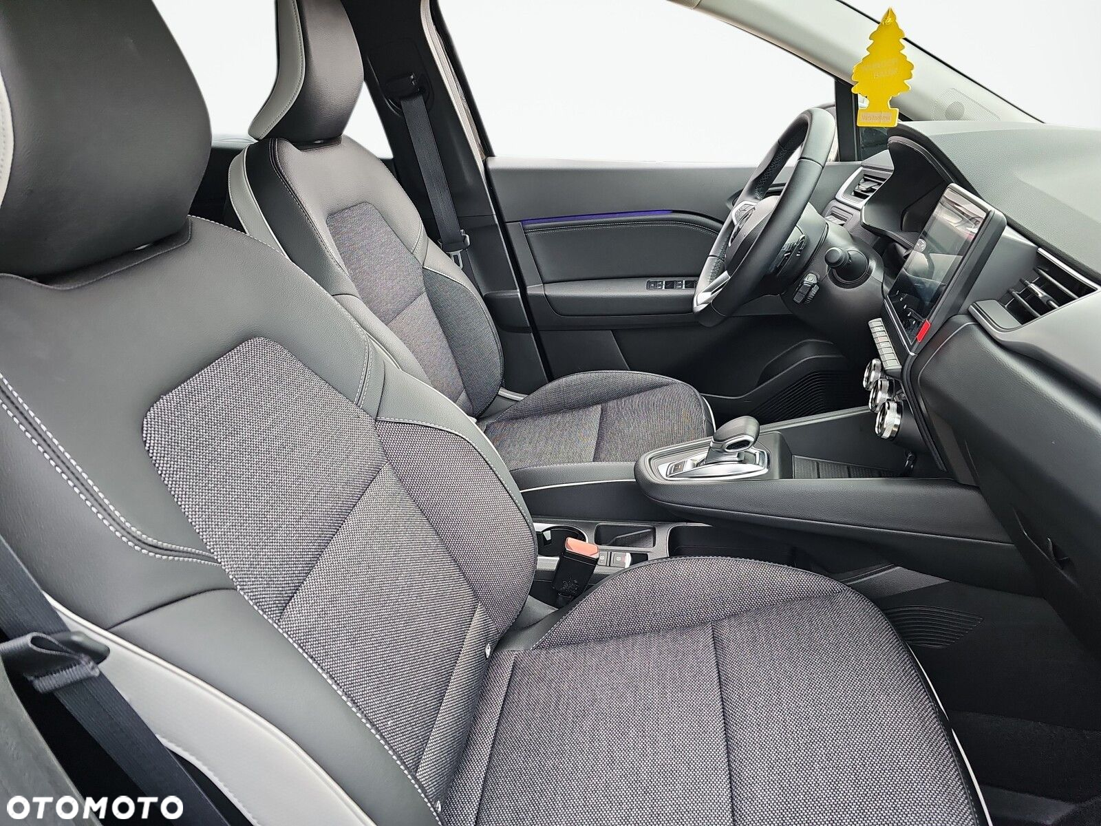 Renault Captur - 13