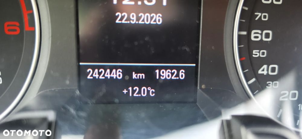 Audi A4 Avant 2.0 TDI DPF quattro S tronic S line Sportpaket - 9