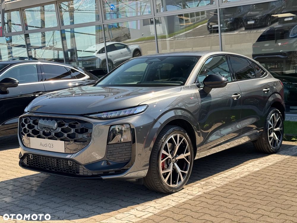 Audi Q3 Sportback - 4