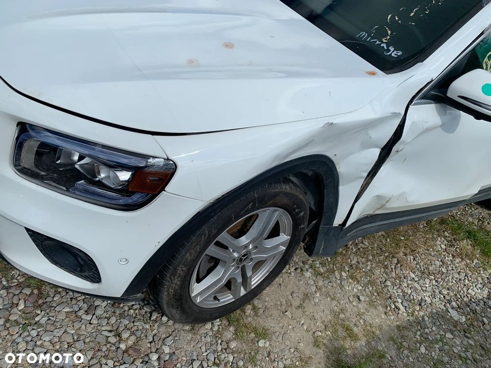 Mercedes-Benz GLB 250 4Matic 8G-DCT - 8