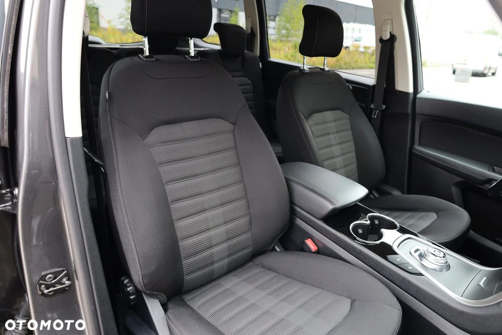 Ford Galaxy 2.5 Hybrid Trend CVT - 27