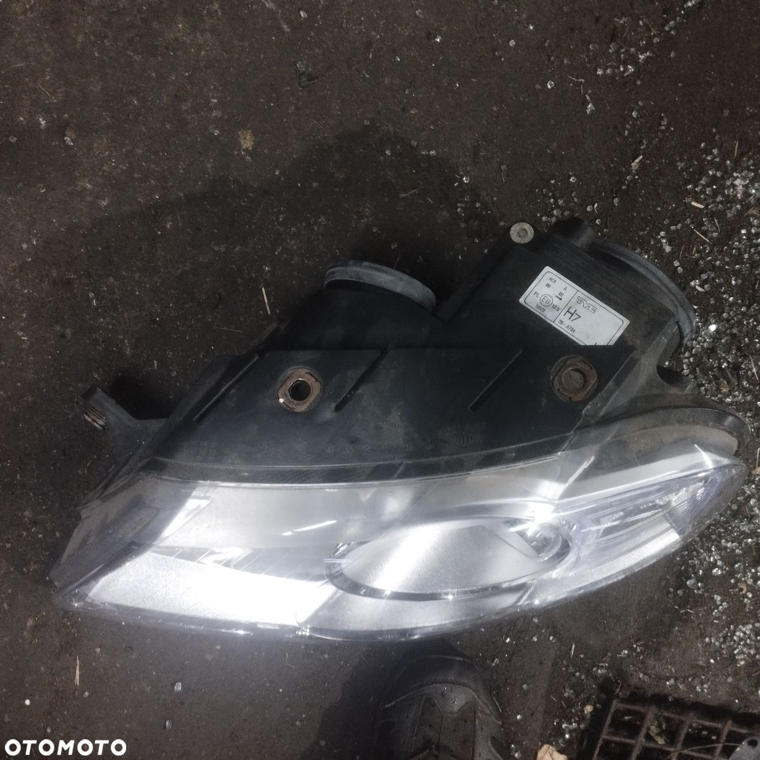 Volkswagen passat B6 komplet lamp przód lewe prawa kompletna TYC - 6
