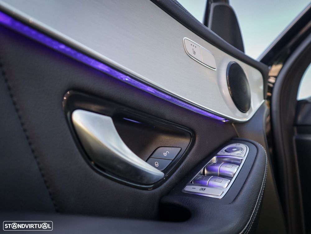 Mercedes-Benz GLC 300 de Coupe 4Matic 9G-TRONIC AMG Line - 25