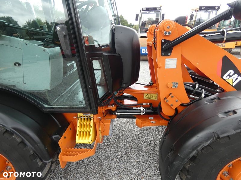 Caterpillar CAT 906H2 / Z Niemiec / Serwisowany / Bez DPF / - 25