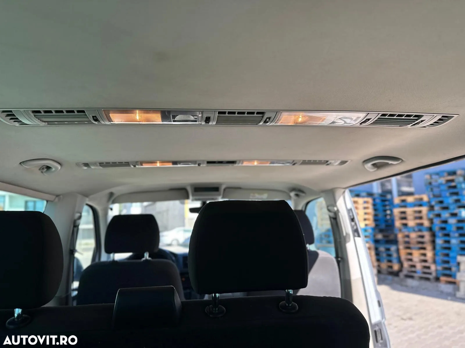 Volkswagen Caravelle T6 2.0 TDI LR Trendline DSG 4M - 20