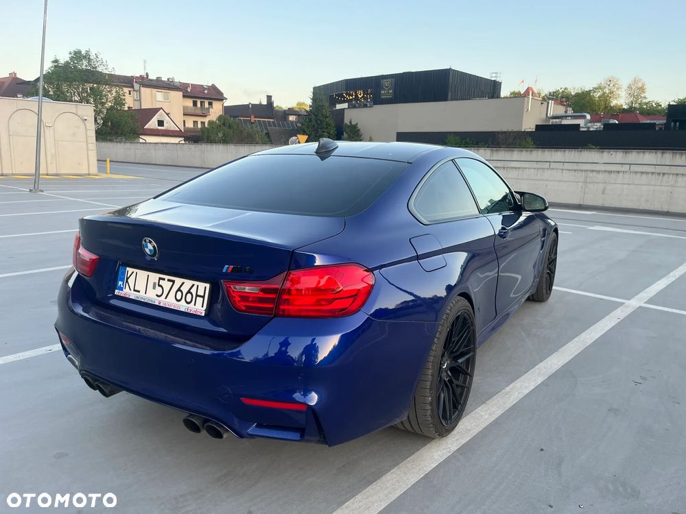 BMW M4 DKG - 32