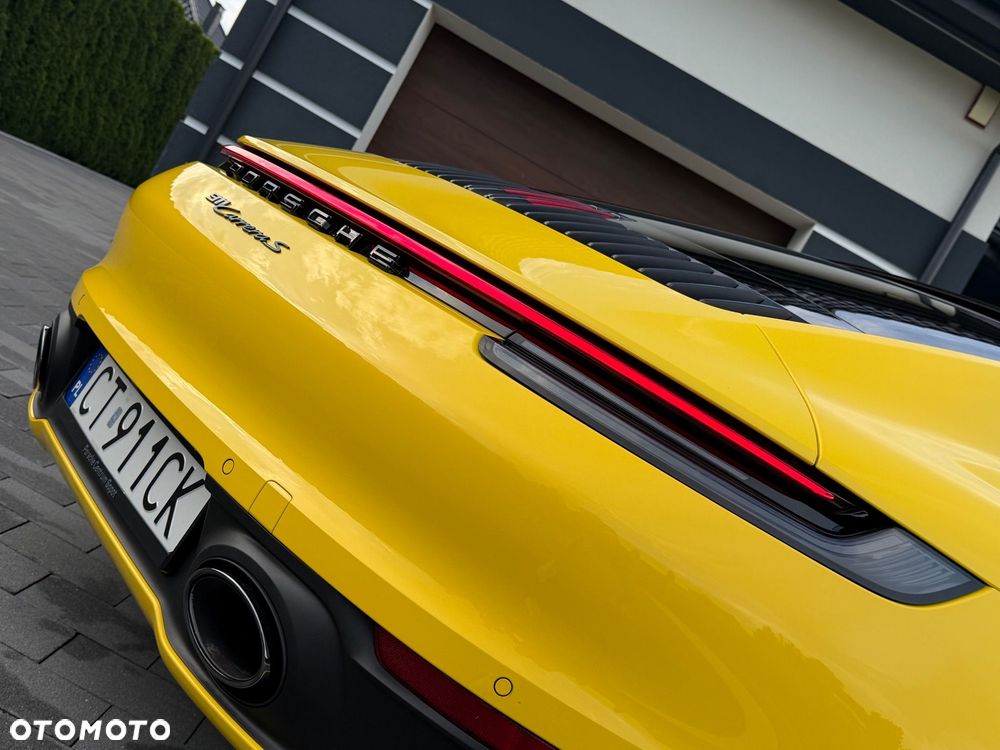 Porsche 911 Carrera S - 24