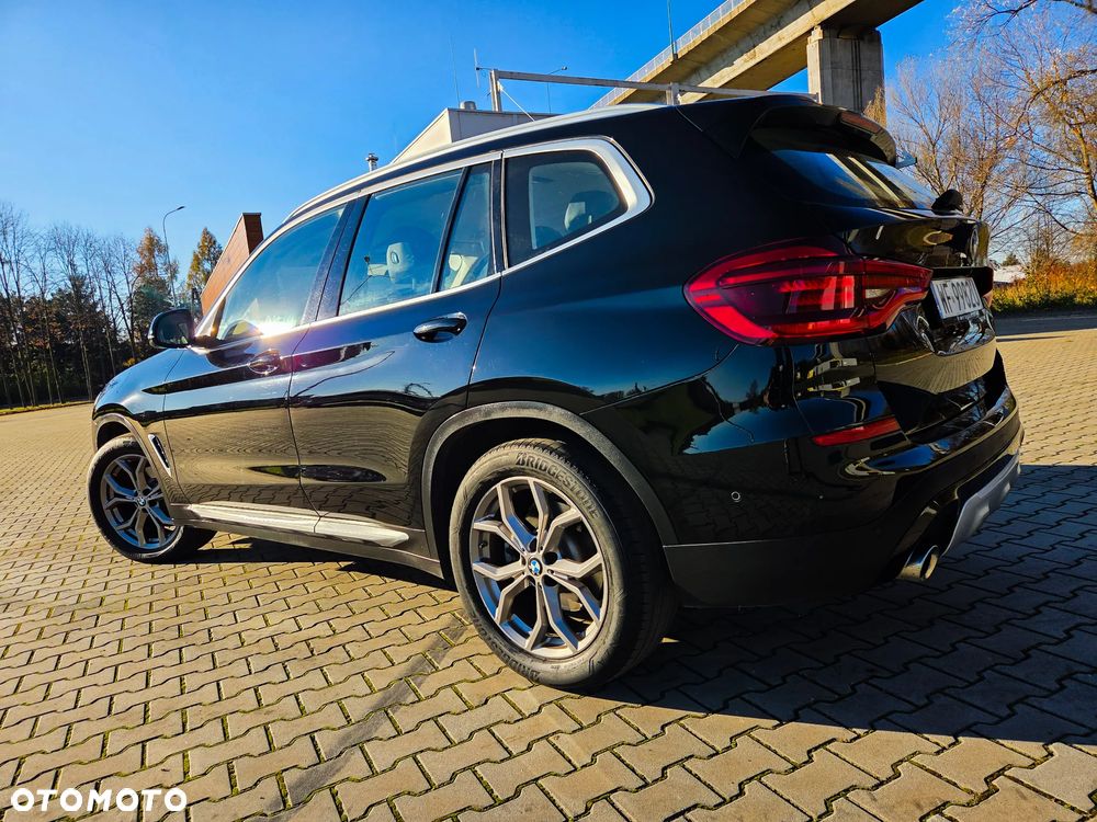 BMW X3 xDrive20d xLine - 25