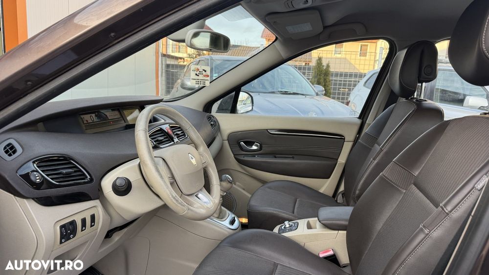 Renault Scenic - 12