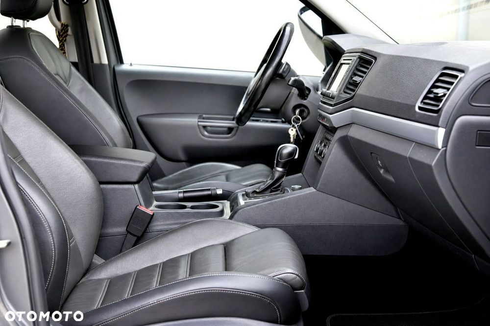 Volkswagen Amarok - 18