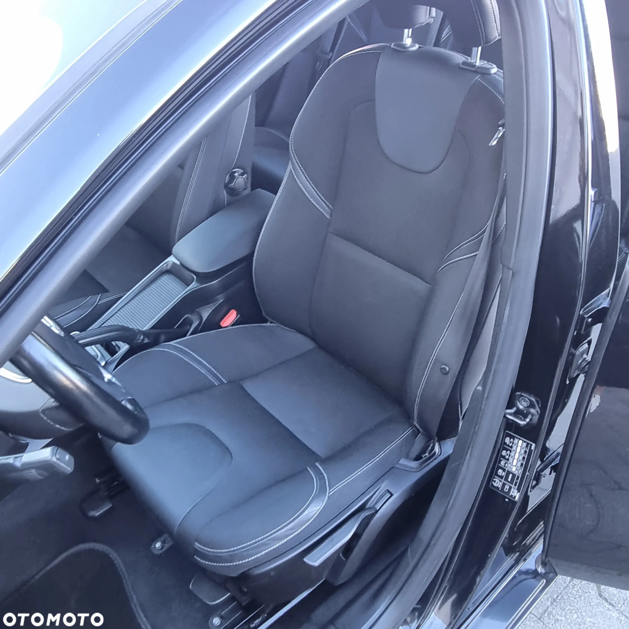Volvo V40 D2 Summum - 18