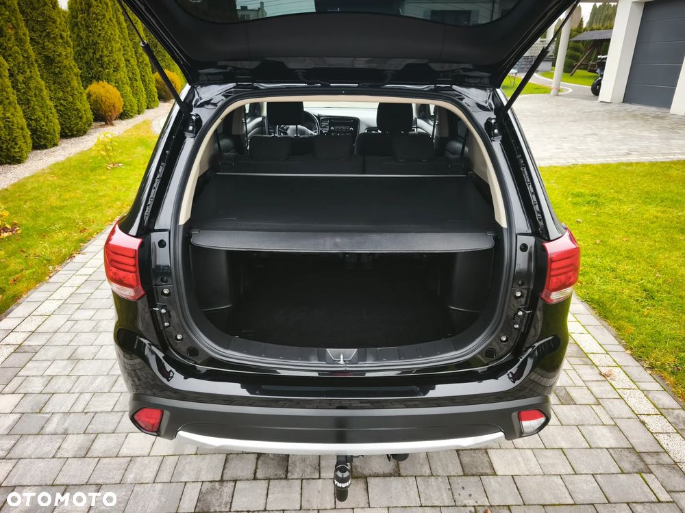 Mitsubishi Outlander 2.0 2WD Plus - 11