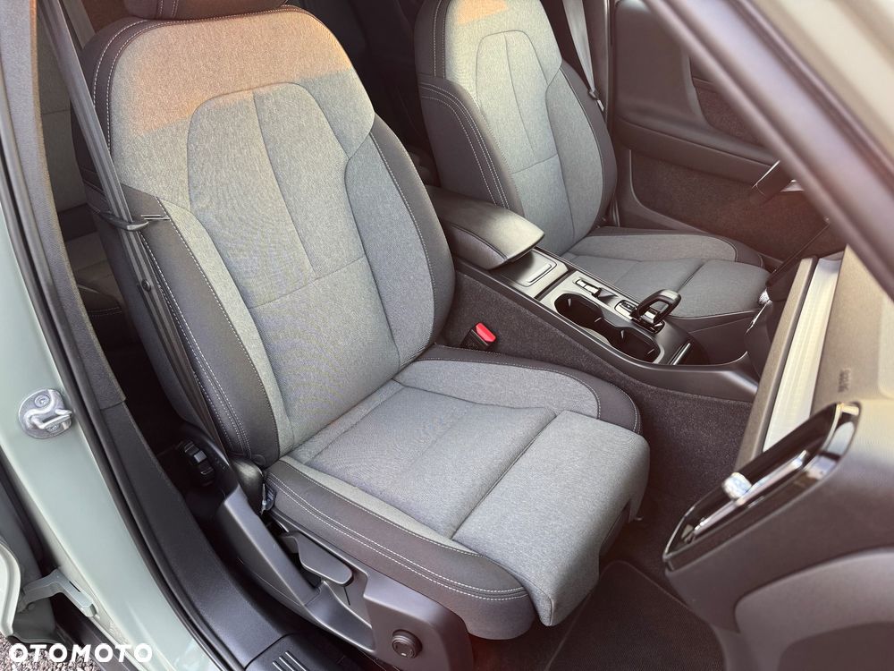 Volvo XC 40 T2 Core - 12