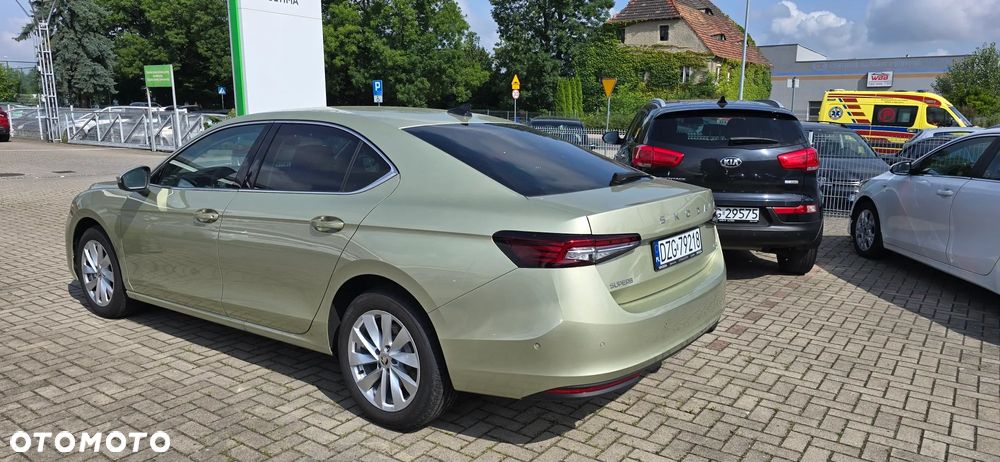 Skoda Superb 2.0 TDI SCR 4x4 Selection DSG - 6