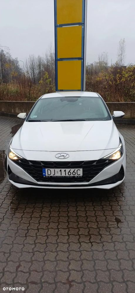 Hyundai Elantra 1.6 Smart - 12