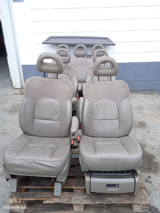 Bancos Chrysler Voyager - 3