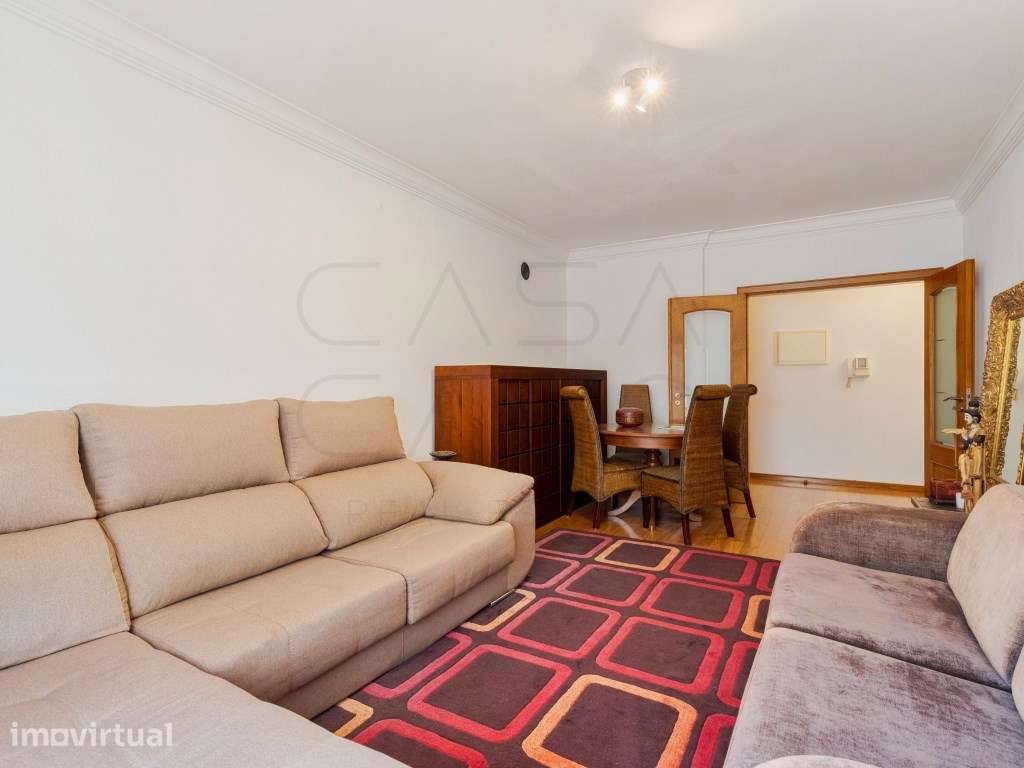 Apartamento com 3 assoalhadas, parqueamento e arrecadação no Bairro... - Grande imagem: 4/27