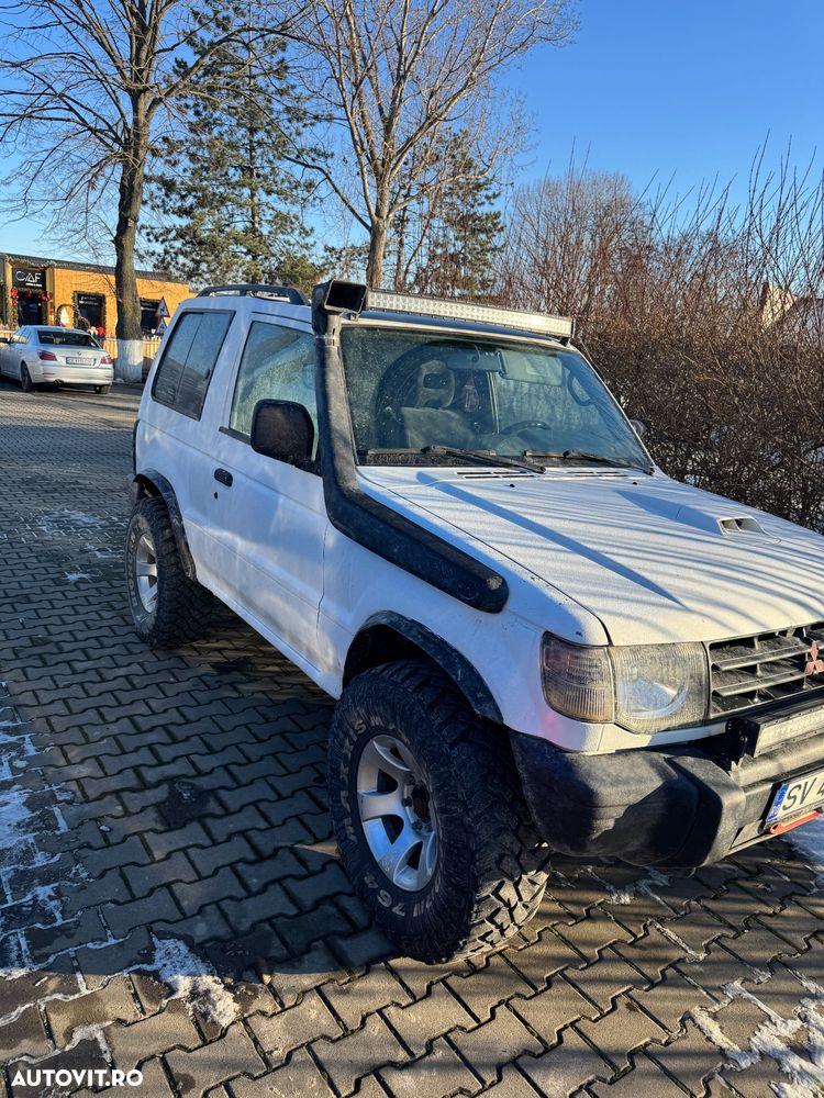 Mitsubishi Pajero Metal Top 2.5 TD GL - 5