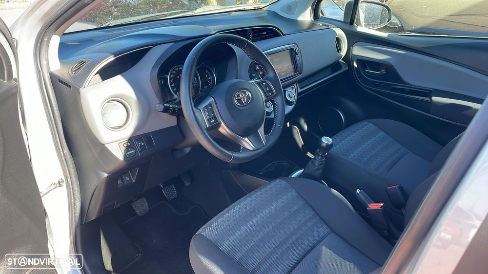 Toyota Yaris - 12