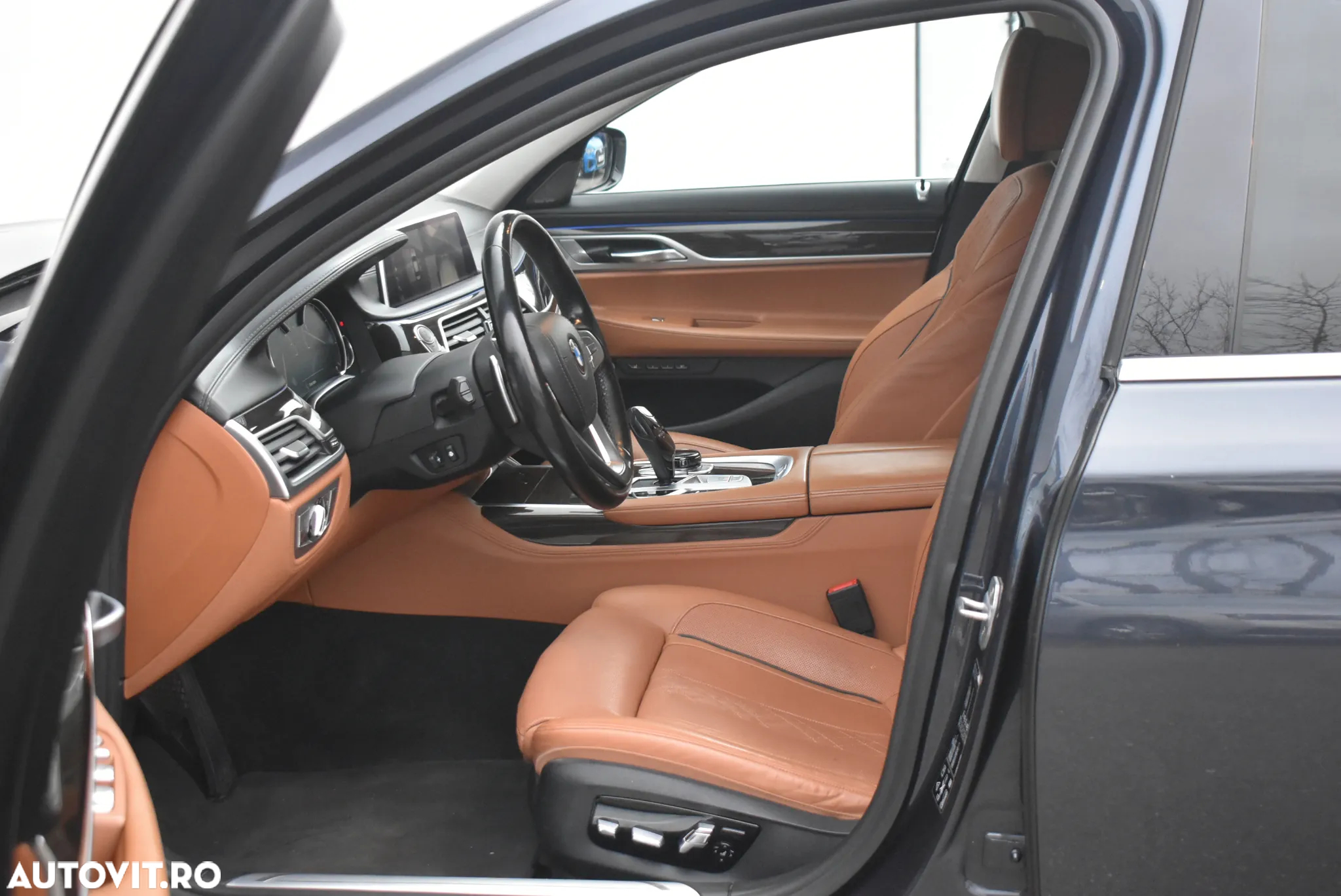 BMW Seria 7 740d xDrive - 10