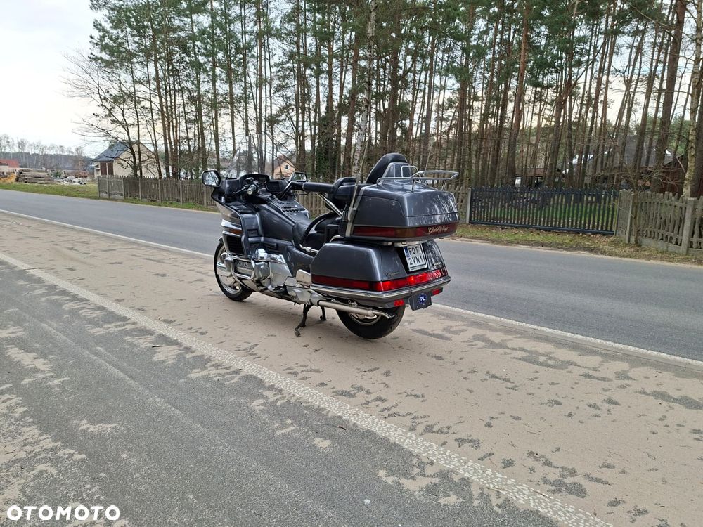 Honda GL - 8
