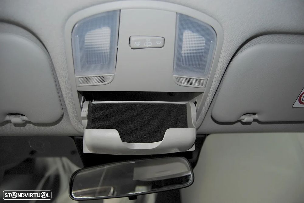 Kia Stonic 1.0 T-GDI Drive — fotografia 38