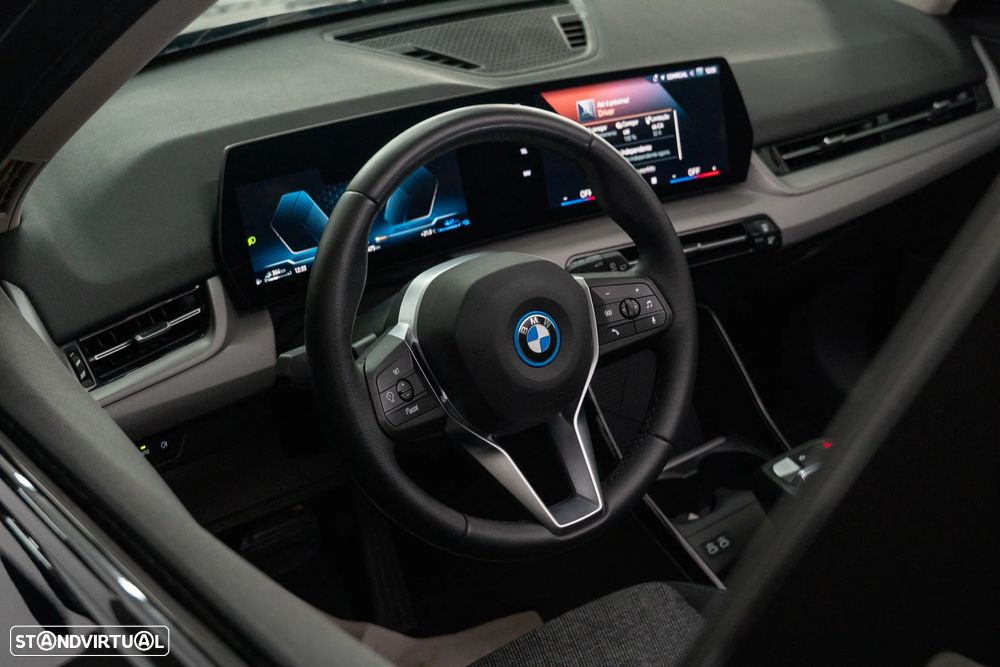 BMW X1 xDrive25e - 11