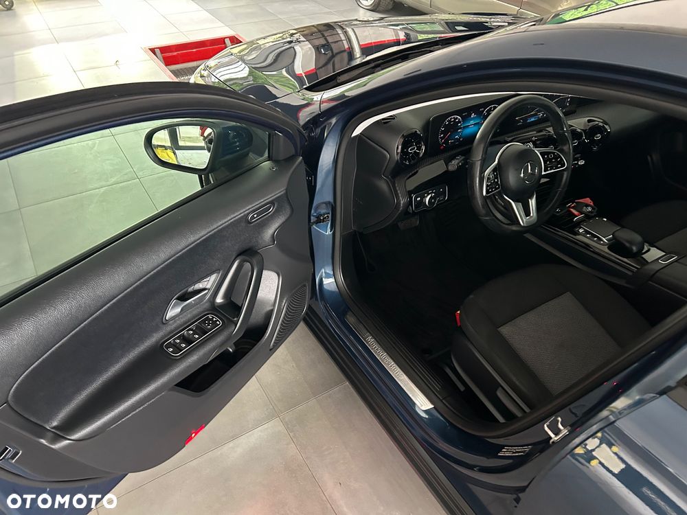 Mercedes-Benz Klasa A 180 d 7G-DCT - 11