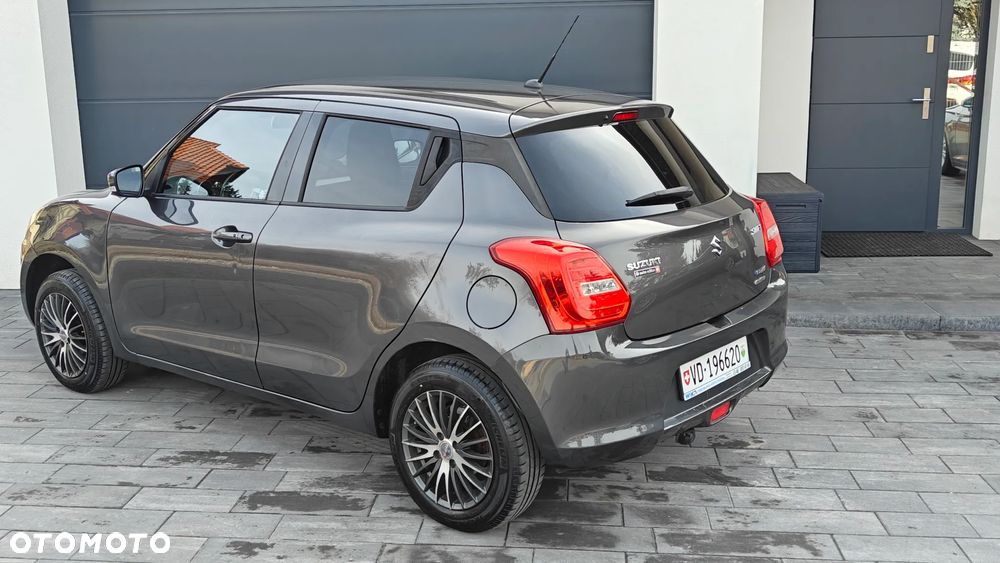 Suzuki Swift 1.2 Dualjet Hybrid Allgrip Comfort - 4