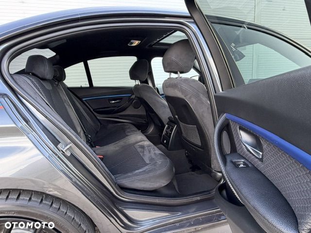 BMW Seria 3 - 16